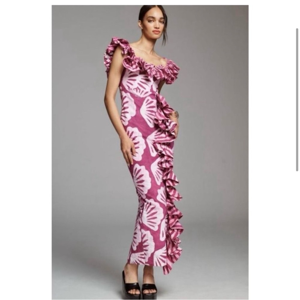 Sika dress.